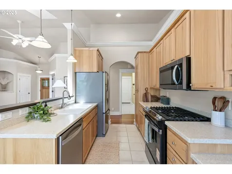 4469 Calumet Way Eugene OR 97404