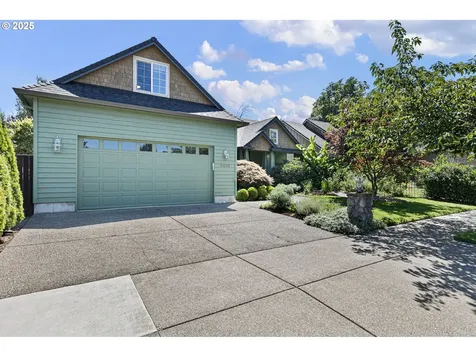 4469 Calumet Way Eugene OR 97404