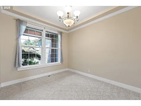 4469 Calumet Way Eugene OR 97404
