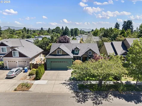 4469 Calumet Way Eugene OR 97404