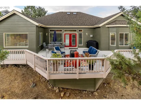 7986 Little Falls Court Redmond OR 97756