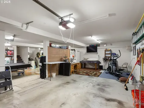 943 W Y Street Washougal WA 98671