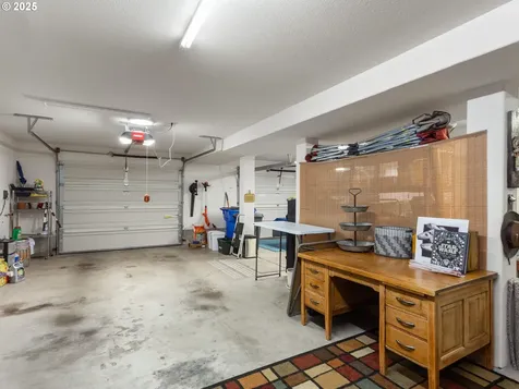 943 W Y Street Washougal WA 98671