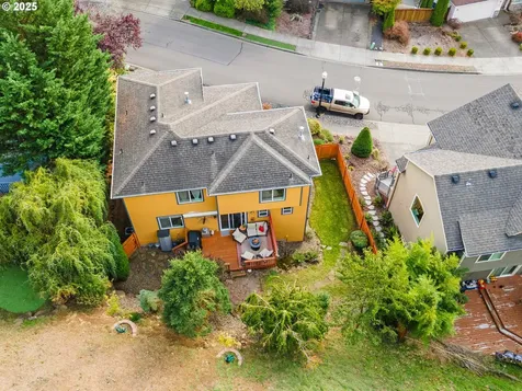 943 W Y Street Washougal WA 98671