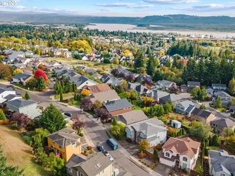 943 W Y Street Washougal WA 98671