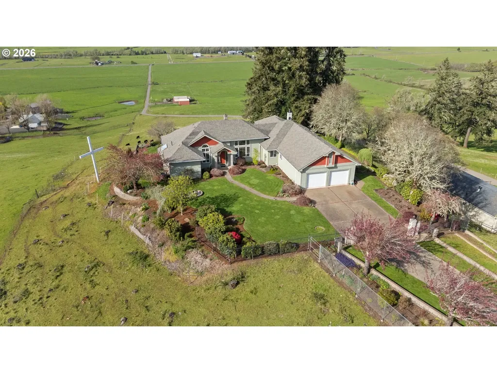 1791 Scotts Valley Road Yoncalla OR 97499