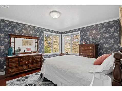 1791 Scotts Valley Road Yoncalla OR 97499