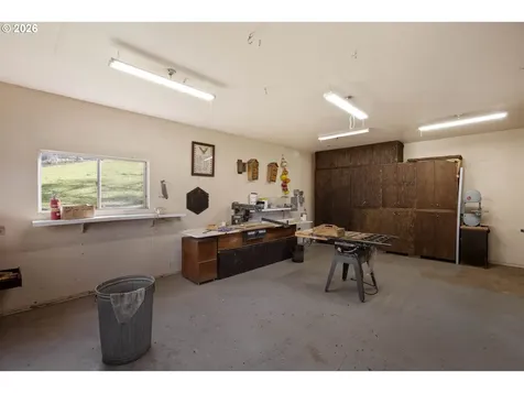 1791 Scotts Valley Road Yoncalla OR 97499