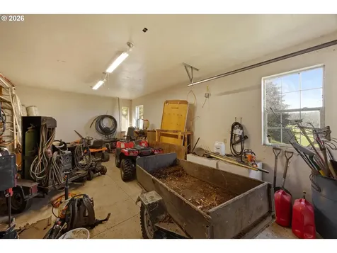 1791 Scotts Valley Road Yoncalla OR 97499