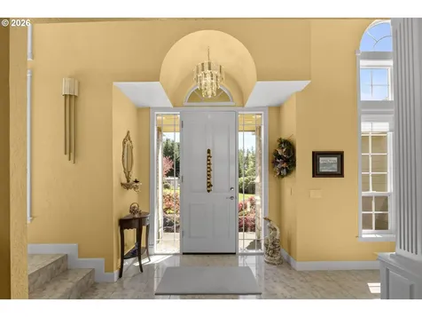 1791 Scotts Valley Road Yoncalla OR 97499