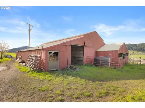 1791 Scotts Valley Road Yoncalla OR 97499