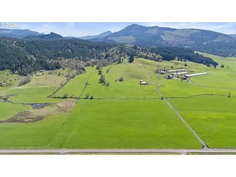 1791 Scotts Valley Road Yoncalla OR 97499