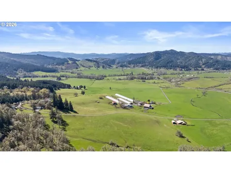 1791 Scotts Valley Road Yoncalla OR 97499