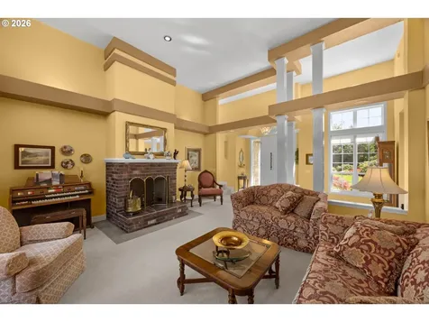 1791 Scotts Valley Road Yoncalla OR 97499