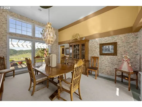 1791 Scotts Valley Road Yoncalla OR 97499