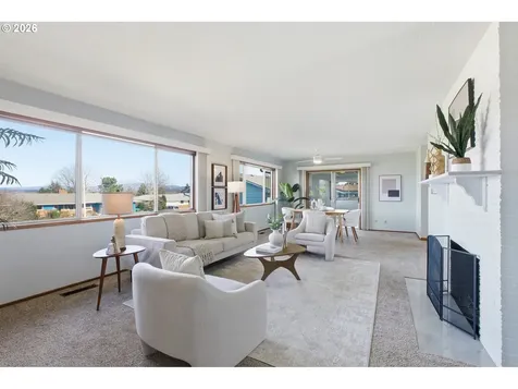 14205 NE Fremont Court Portland OR 97230