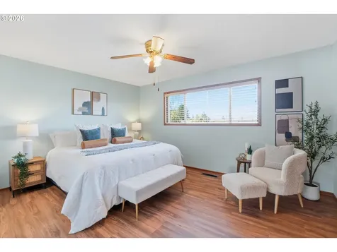 14205 NE Fremont Court Portland OR 97230