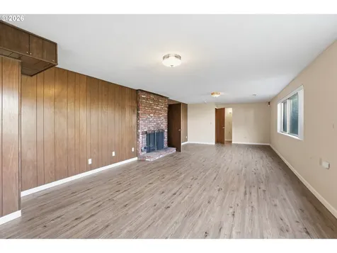 14205 NE Fremont Court Portland OR 97230