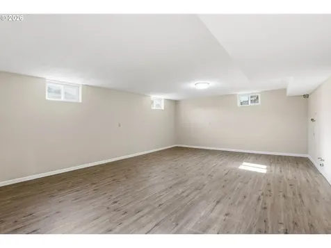14205 NE Fremont Court Portland OR 97230