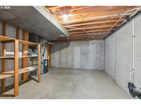 14205 NE Fremont Court Portland OR 97230