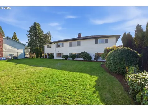 14205 NE Fremont Court Portland OR 97230