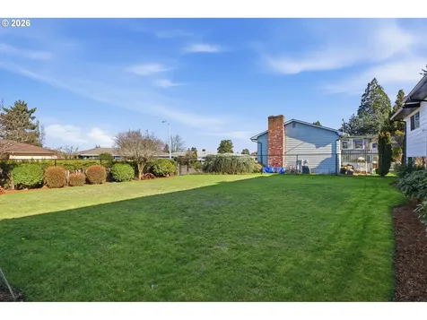 14205 NE Fremont Court Portland OR 97230