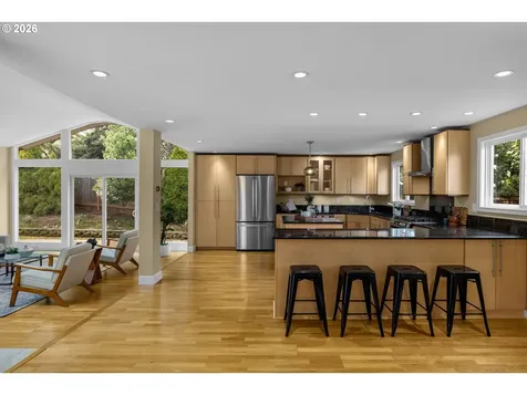 2641 SW Ridge Drive Portland OR 97219