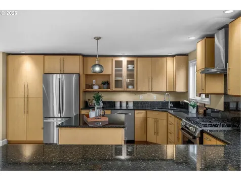 2641 SW Ridge Drive Portland OR 97219