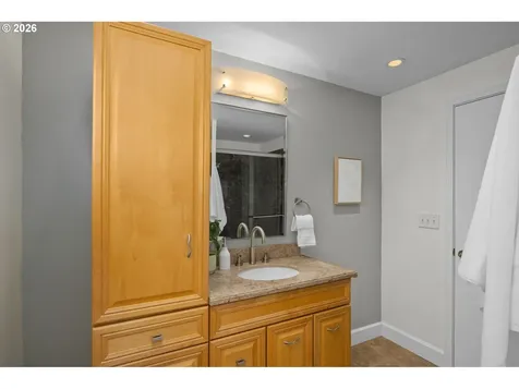 2641 SW Ridge Drive Portland OR 97219