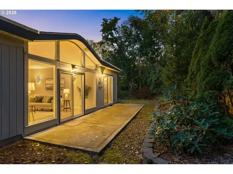 2641 SW Ridge Drive Portland OR 97219
