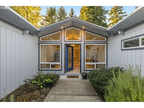 2641 SW Ridge Drive Portland OR 97219