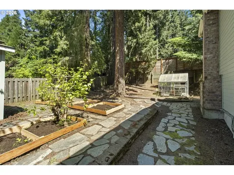 8020 SW Gearhart Drive Beaverton OR 97007