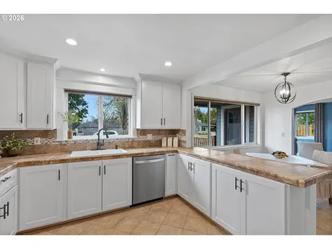 900 N Williams Street Newberg OR 97132
