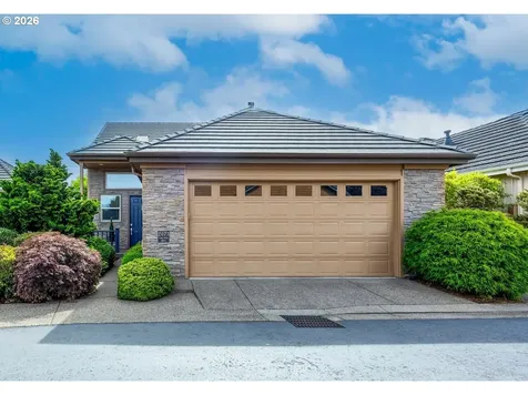 2073 Lake Wind Drive Eugene OR 97408