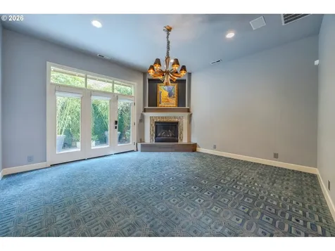 2073 Lake Wind Drive Eugene OR 97408