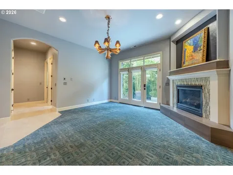 2073 Lake Wind Drive Eugene OR 97408