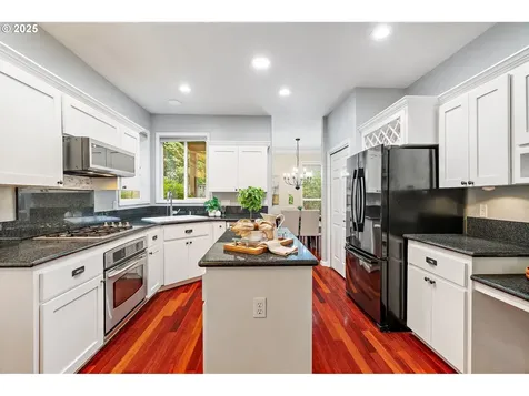 10850 SW Falcon Court Beaverton OR 97007