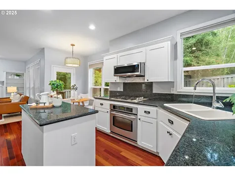 10850 SW Falcon Court Beaverton OR 97007