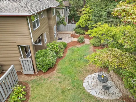 10850 SW Falcon Court Beaverton OR 97007