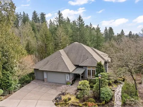 6260 SW Sheridan Street Portland OR 97225