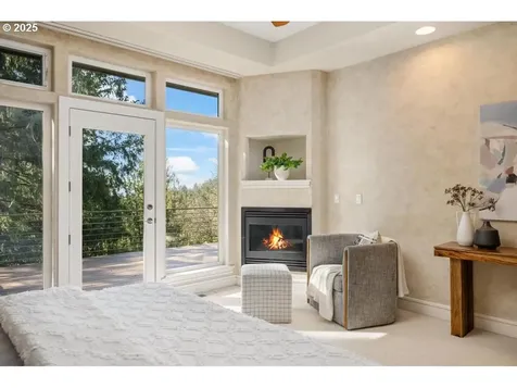 6260 SW Sheridan Street Portland OR 97225