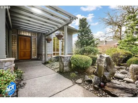6260 SW Sheridan Street Portland OR 97225