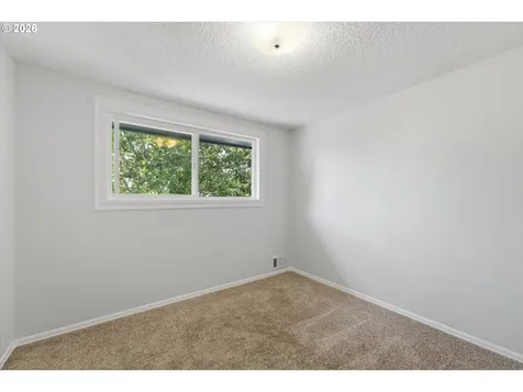 6407 SE 65th Avenue Portland OR 97206