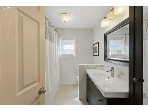 6407 SE 65th Avenue Portland OR 97206