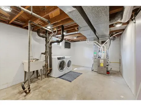 6407 SE 65th Avenue Portland OR 97206