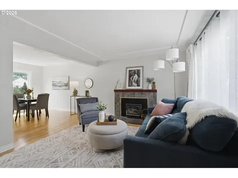 6407 SE 65th Avenue Portland OR 97206