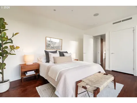 3570 S River Parkway Portland OR 97239