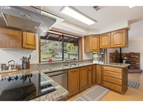 755 Plin Street Myrtle Creek OR 97457