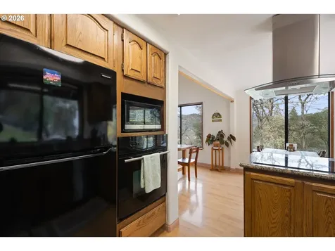 755 Plin Street Myrtle Creek OR 97457