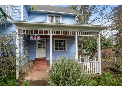 628 Birch Avenue Cottage Grove OR 97424